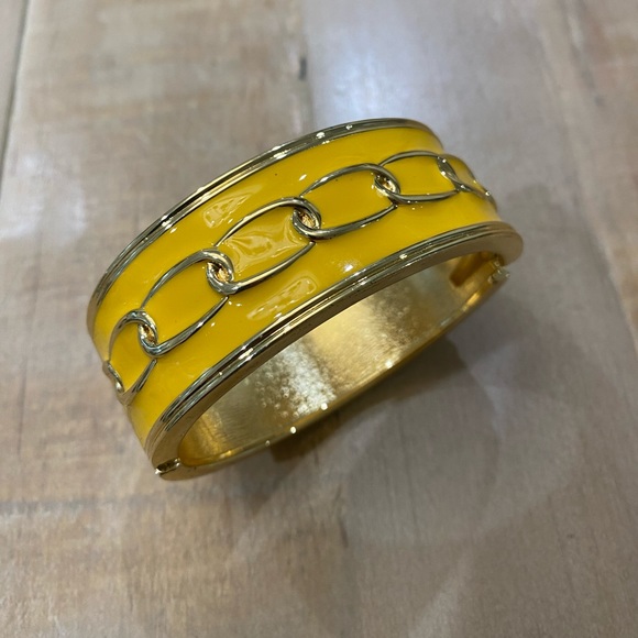 Yellow Gold Tone Bangle bracelet Link Chain Design cuff - Picture 4 of 11